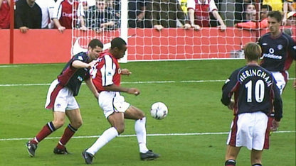 Thierry Henry - Goal against Manchester United - 2000