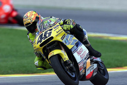 Valentino Rossi first MOTO GP title - 2001