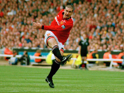 Eric Cantona 1996 FA Cup Final